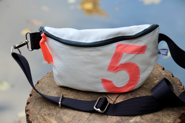 Segeltuch Bauchtasche mit oranger 5